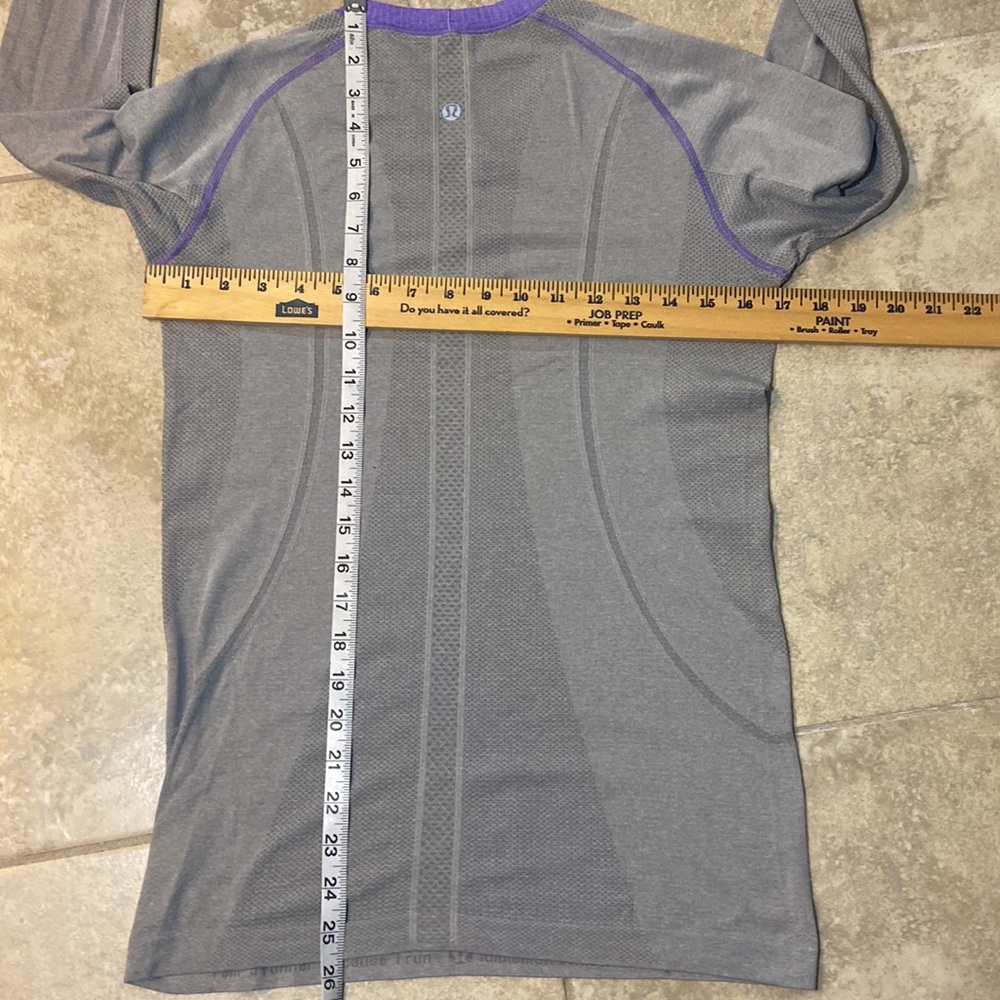 Lululemon Swiftly Tech Long Sleeves - Picture 10 of 10